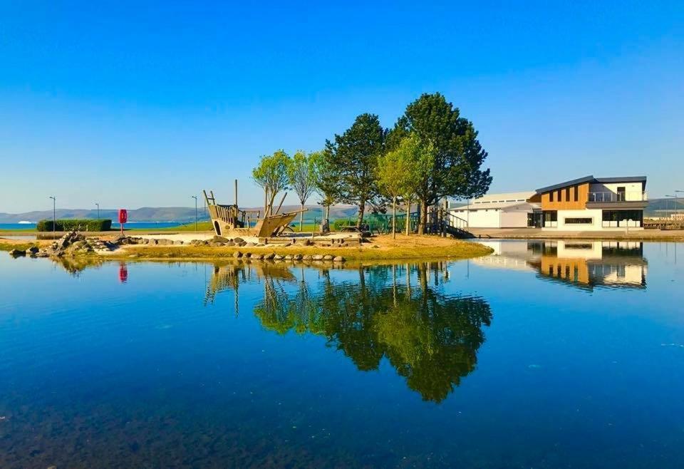Bunnahabhain 5 - Farm Stay - Stunning Sea And Rural Views Stranraer Esterno foto